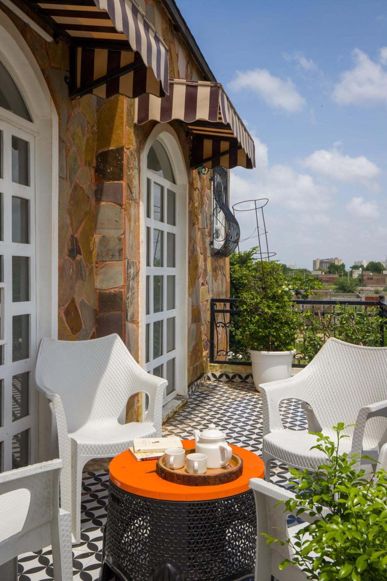 Elivaas 3 Bhk With Pvt Pool & Lush Garden - Oakwood Villa Jaipur Bagian luar foto
