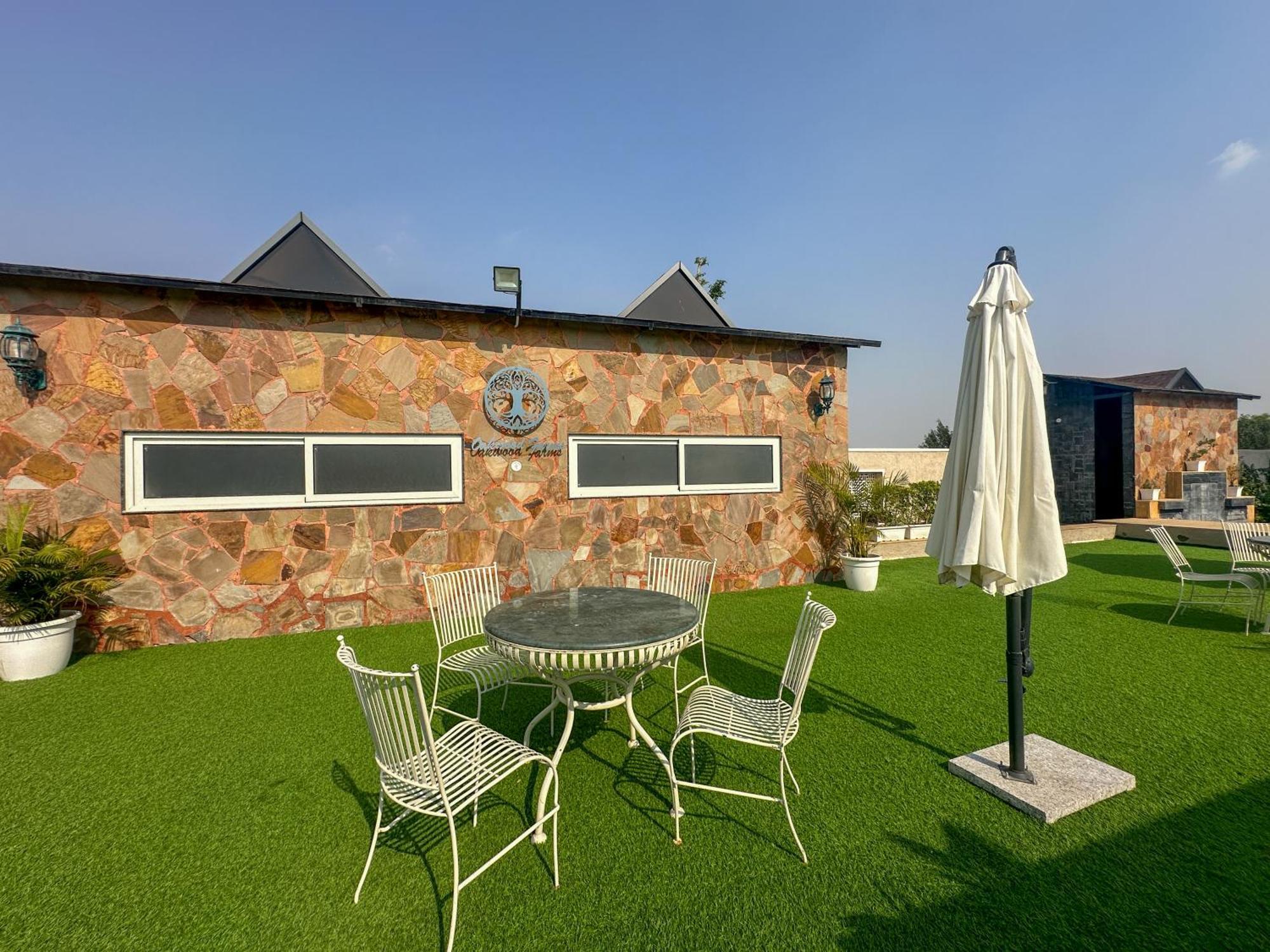 Elivaas 3 Bhk With Pvt Pool & Lush Garden - Oakwood Villa Jaipur Bagian luar foto