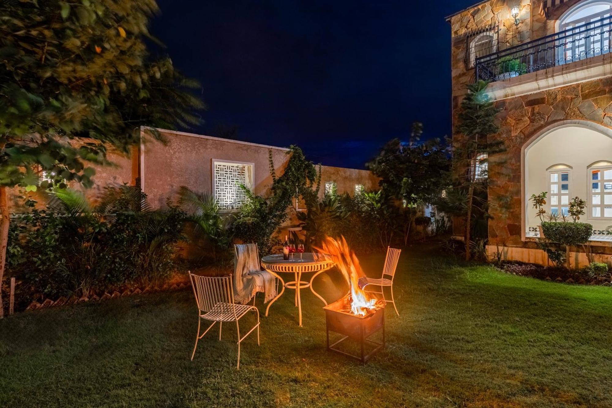 Elivaas 3 Bhk With Pvt Pool & Lush Garden - Oakwood Villa Jaipur Bagian luar foto